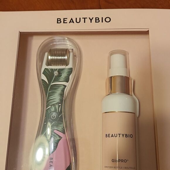 BeautyBio GloPro Facial Microneedling Tool Set NIB - Picture 2 of 7